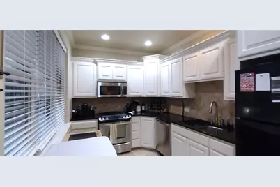 500 Kenniston Drive #B, Austin, TX 78752 - Photo 7