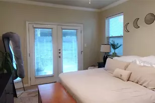 500 Kenniston Dr, Austin, TX 78752 - Photo 11