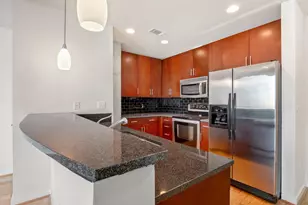 360 Nueces St, Austin, TX 78701 - Photo 9