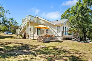 1025 Lakeshore Dr, Spicewood, TX 78669 - Photo 23