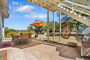 1025 Lakeshore Dr, Spicewood, TX 78669 - Photo 21