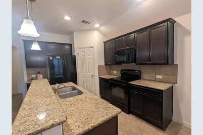 129 Park Lane, San Marcos, TX 78666 - Photo 5
