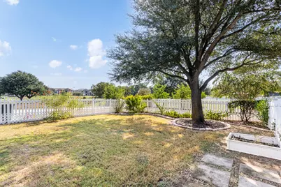 784 Sampson, Kyle, TX 78640 - Photo 33