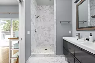 7611 Providence Ave, Austin, TX 78752 - Photo 23