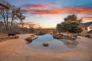 303 Yaupon Dr, Spicewood, TX 78669 - Photo 3