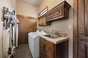 303 Yaupon Dr, Spicewood, TX 78669 - Photo 15