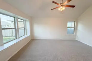 543 Tanda Ln, Hutto, TX 78634 - Photo 17