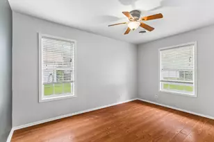202 E Tate St, Burnet, TX 78611 - Photo 11