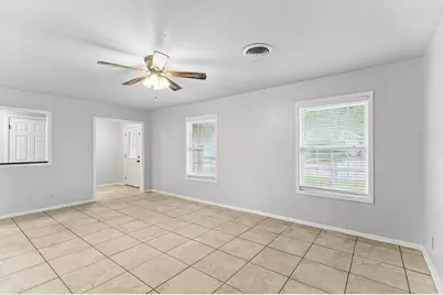 202 E Tate Street, Burnet, TX 78611 - Photo 3
