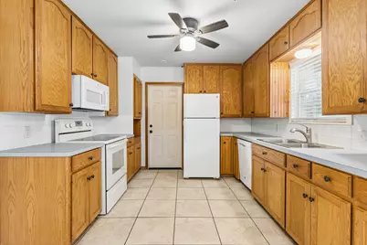 202 E Tate Street, Burnet, TX 78611 - Photo 7