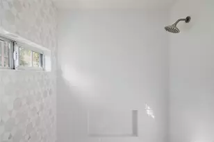 827 Gullett St, Austin, TX 78702 - Photo 31