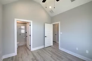 6002 Carnation Terrace, Austin, TX 78741 - Photo 11