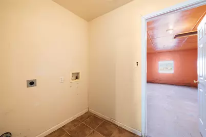 135 Petirrojo Court, Del Valle, TX 78617 - Photo 15