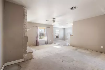 135 Petirrojo Court, Del Valle, TX 78617 - Photo 11