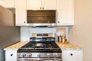 6307 Okner Ln, Austin, TX 78745 - Photo 9