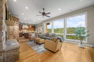 7321 Vista Mountain Dr, Austin, TX 78731 - Photo 3