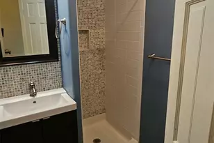 1310 W Parmer Ln, Austin, TX 78727 - Photo 11