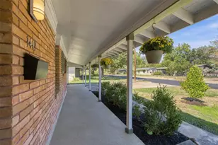 1419 Cloverleaf Dr, Austin, TX 78723 - Photo 5
