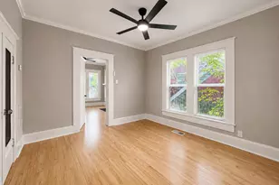 514 E 38th St, Austin, TX 78705 - Photo 3