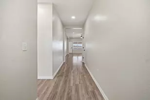 197 Voss, Kyle, TX 78640 - Photo 7