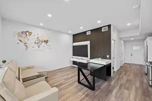 4004 Banister Ln, Austin, TX 78704 - Photo 9