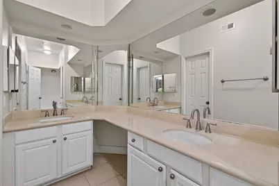 7701 Rialto Boulevard #1323, Austin, TX 78735 - Photo 11
