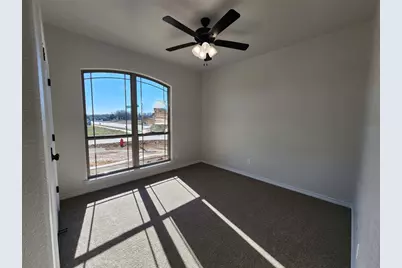 724 Golden Eagle Drive, Salado, TX 76571 - Photo 5