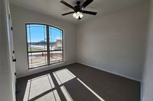 724 Golden Eagle Dr, Salado, TX 76571 - Photo 5