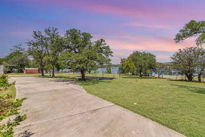 20904 W Lakeshore Drive, Spicewood, TX 78669 - Photo 19