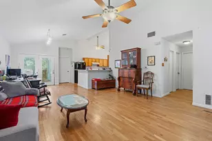 2814 Gettysburg Dr, Austin, TX 78745 - Photo 3