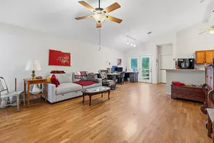 2814 Gettysburg Dr, Austin, TX 78745 - Photo 7