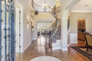 5600 Laguna Cliff Ln, Austin, TX 78734 - Photo 3