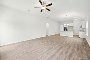 329 Bright Star Ln, Georgetown, TX 78628 - Photo 3