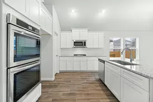 329 Bright Star Ln, Georgetown, TX 78628 - Photo 9