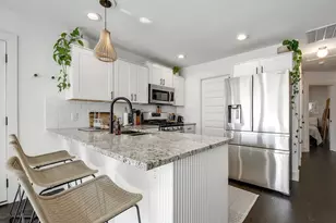 2901 Glen Rae St, Austin, TX 78702 - Photo 9