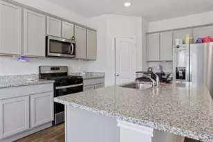 185 Gerasa Dr, Uhland, TX 78640 - Photo 11