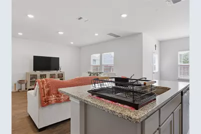 185 Gerasa Drive, Uhland, TX 78640 - Photo 13