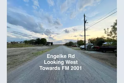 390 Engelke Road, Niederwald, TX 78640 - Photo 7