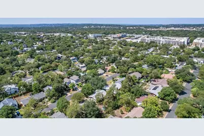 1812 Burbank Street, Austin, TX 78757 - Photo 23