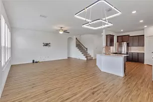 408 Mante Ct, Austin, TX 78748 - Photo 9