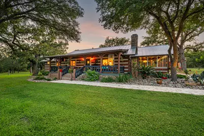 402 Smith Road, Bastrop, TX 78602 - Photo 5