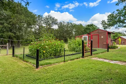 402 Smith Road, Bastrop, TX 78602 - Photo 37