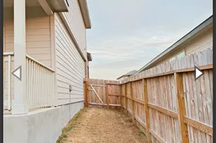 3011 Lindenwood Wy, San Antonio, TX 78245 - Photo 11