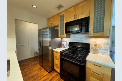 2007 Hardy Circle, Austin, TX 78757 - Photo 5