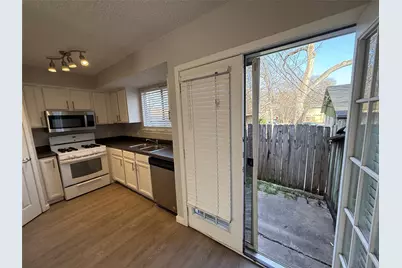 2005 Glen Allen Street #108, Austin, TX 78704 - Photo 17