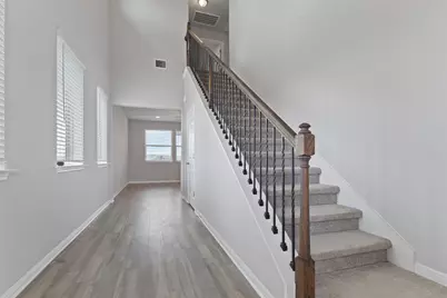 180 Macarthur Drive, Leander, TX 78641 - Photo 5