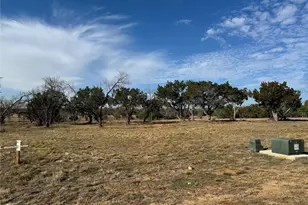 41 Hawthorne Ln, Spicewood, TX 78669 - Photo 11