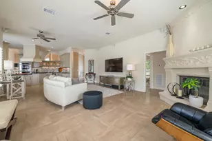 20503 Hoover Cove, Lago Vista, TX 78645 - Photo 17