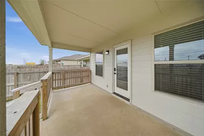 2969 Greenbriar, Seguin, TX 78155 - Photo 27