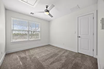 7312 E Ben White Boulevard #10, Austin, TX 78741 - Photo 25